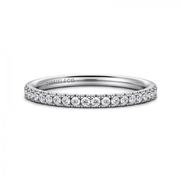 14K WHITE GOLD DIAMOND BAND