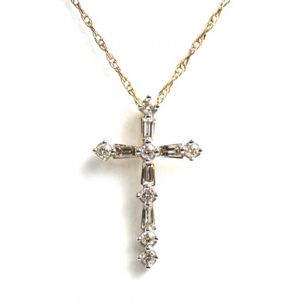 14K YELLOW GOLD DIAMOND CROSS PENDANT