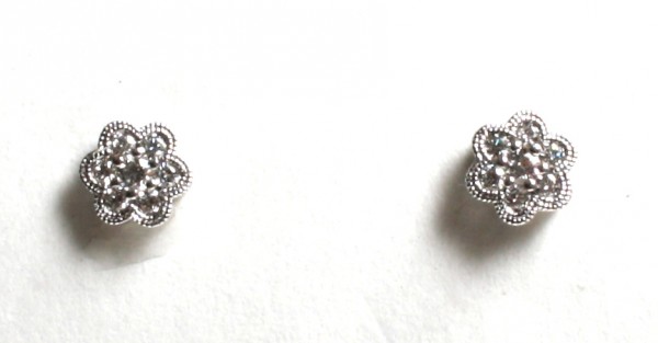 14K WHITE GOLD DIAMOND FLOWER EARRINGS