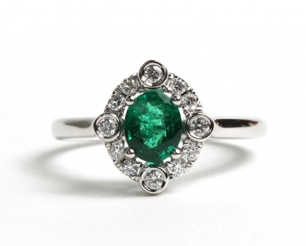 14K WHITE GOLD DIAMOND AND EMERALD RING