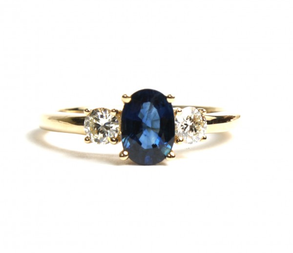 14K YELLOW GOLD DIAMOND AND SAPPHIRE RING