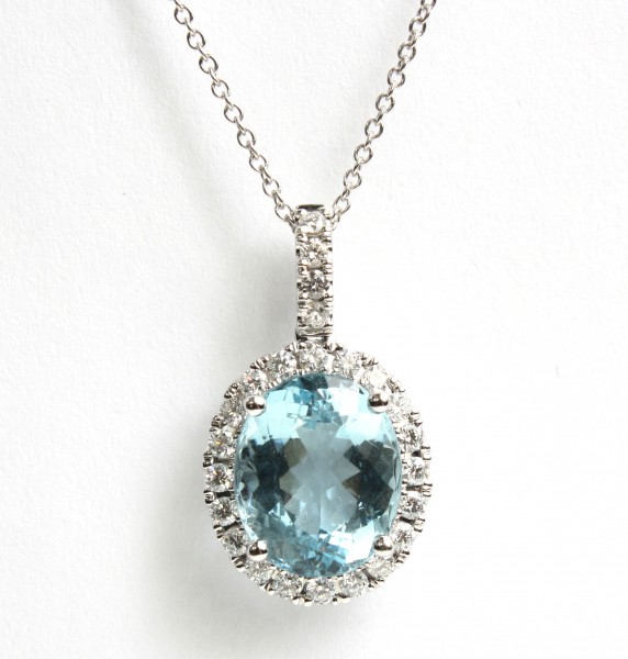 14K WHITE GOLD DIAMOND AND AQUAMARINE PENDANT